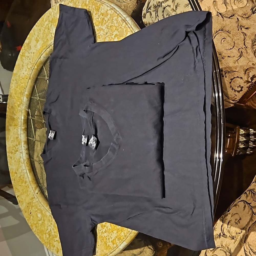 Tee shirt